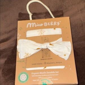 Organic Muslin Swaddle Set - White with Gold Accents